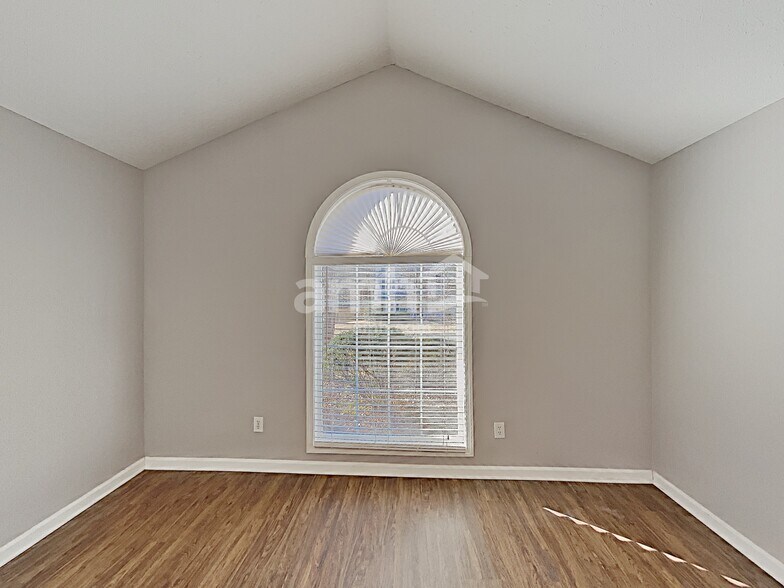 Building Photo - 4607 Noah Overlook E