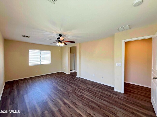 Building Photo - 1727 E Joseph Way