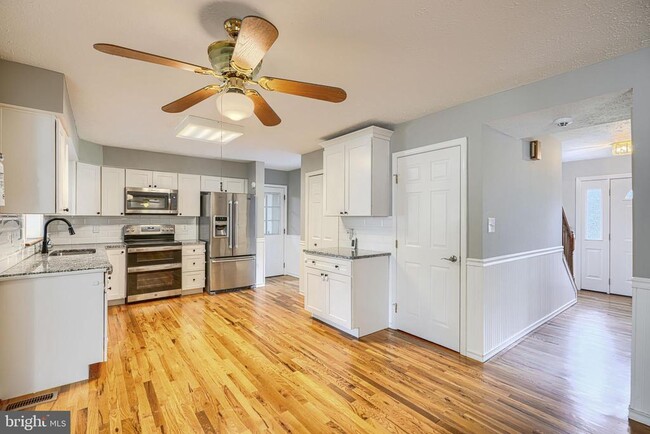 Building Photo - 8301 Whitebark Ct
