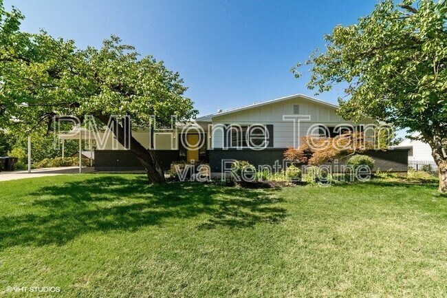 Building Photo - 953 N Compton Rd