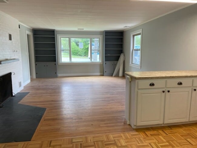 Interior Photo - 58 Lebanon St.