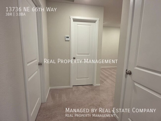 Building Photo - 13736 NE 66th Wy