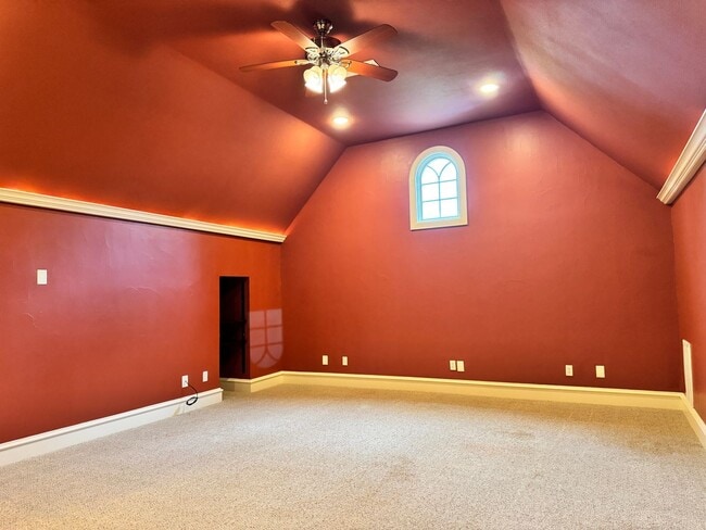 Building Photo - 21220 Gatlinburg Rd