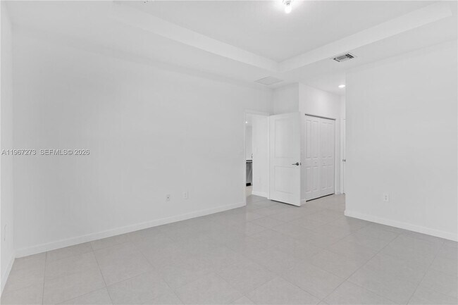 Building Photo - 11947 SW 241 Ter