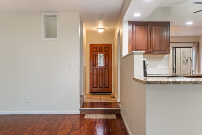 Building Photo - CALL US TODAY AT (505) 808-6467 TO SCHEDULE A CONVENIENT SHOWING