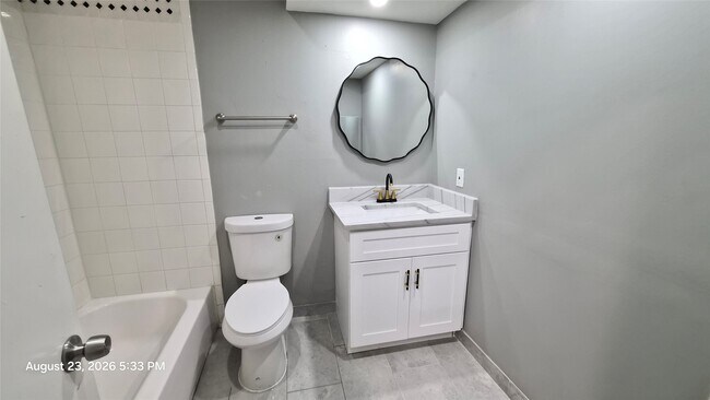 Building Photo - 23054 Banquo Dr