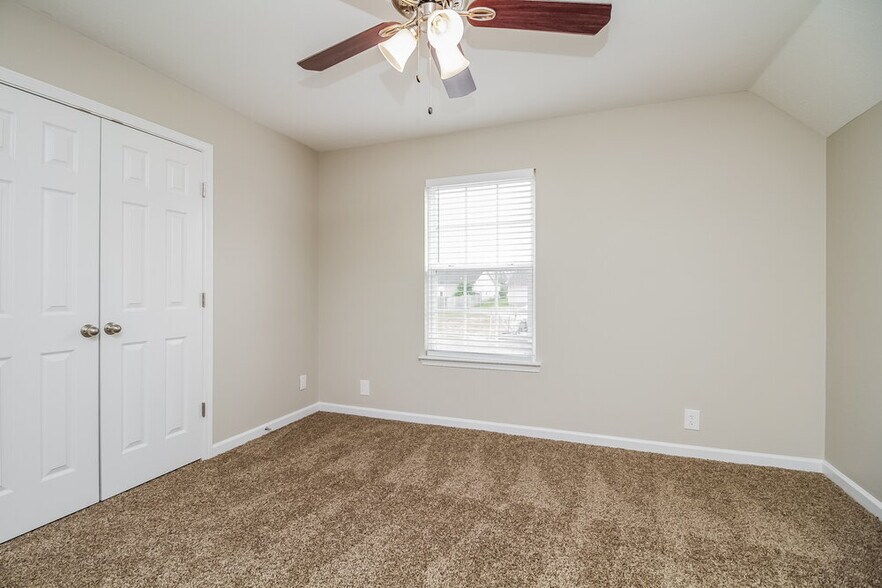 Building Photo - 1028 Windsor Brook Pl