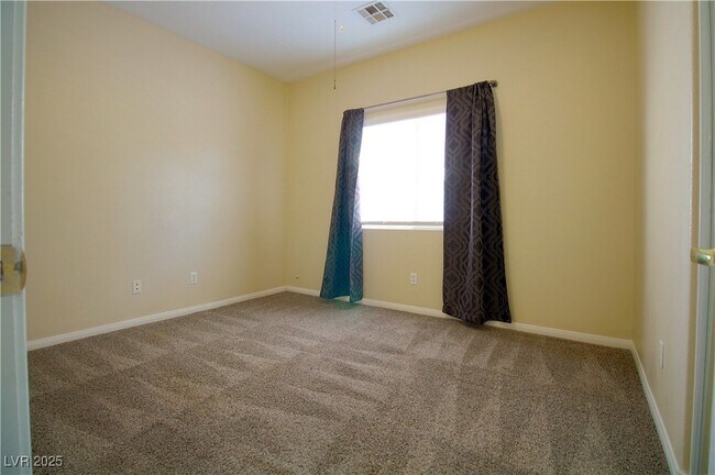 Building Photo - 9440 Celera Dr