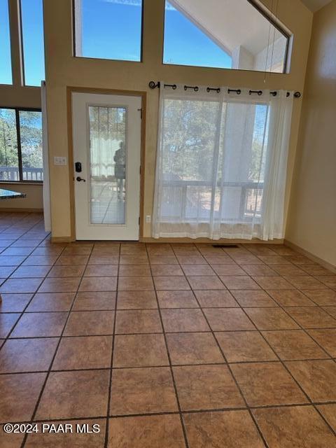 Building Photo - 2242 W Charteroak Dr