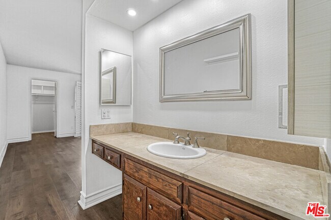 Building Photo - 8600 Tuscany Ave