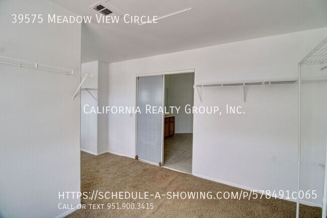 Building Photo - 39575 Meadow View Cir