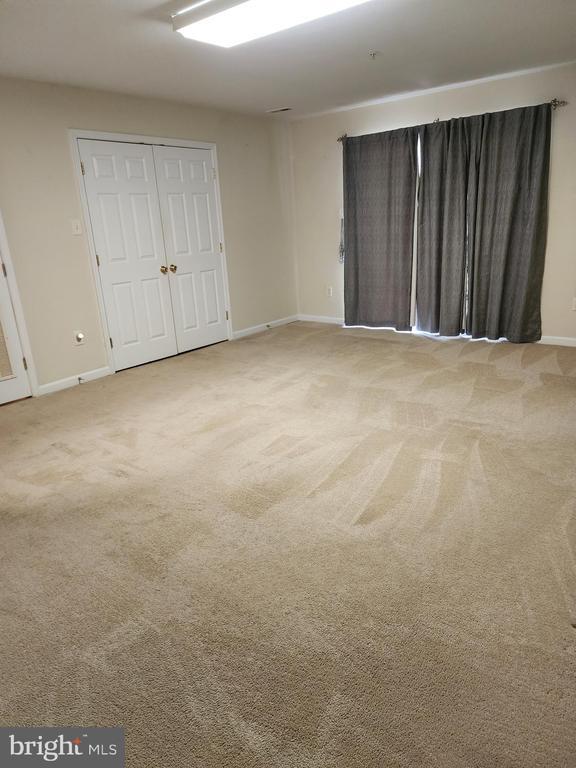 Building Photo - 507 Sylvan Ct