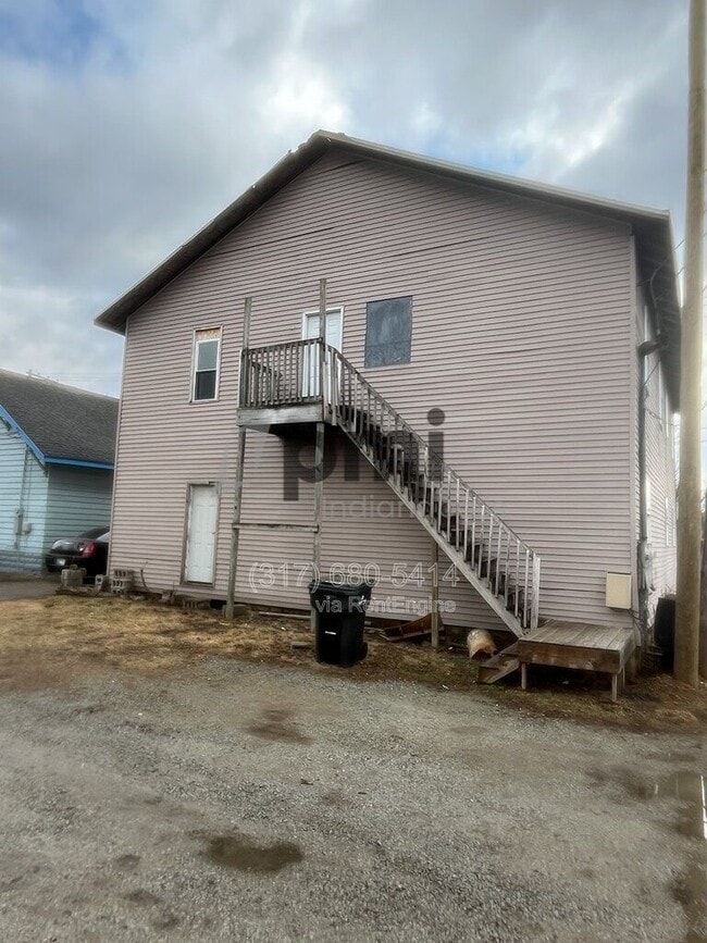 Building Photo - 213 1/2 S Madison Ave