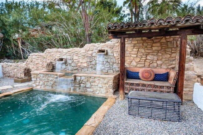 Building Photo - 71607 Sahara Rd