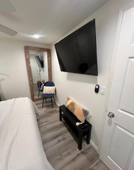 Building Photo - 20713 Lemay St