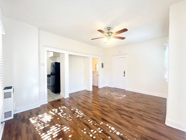 Interior Photo - san2737