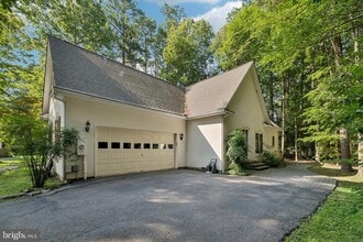 Building Photo - 14715 Jennifer Ct