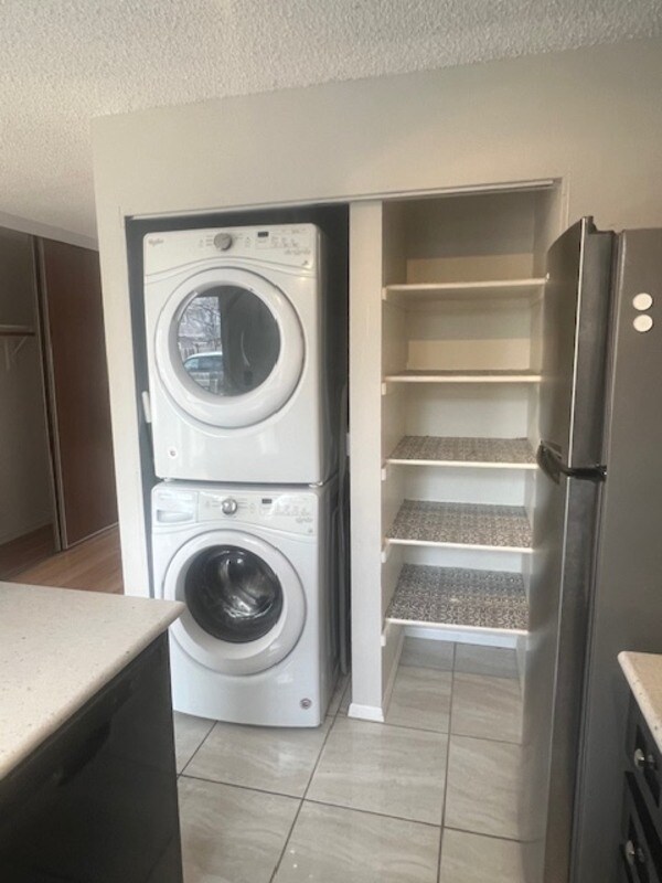 Building Photo - 3086 W 107th Pl