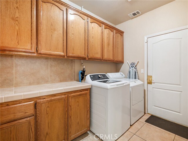 Building Photo - 14096 Branding Iron Dr