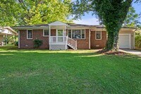 Building Photo - Renovated 3BR/2BA Home in Decatur!