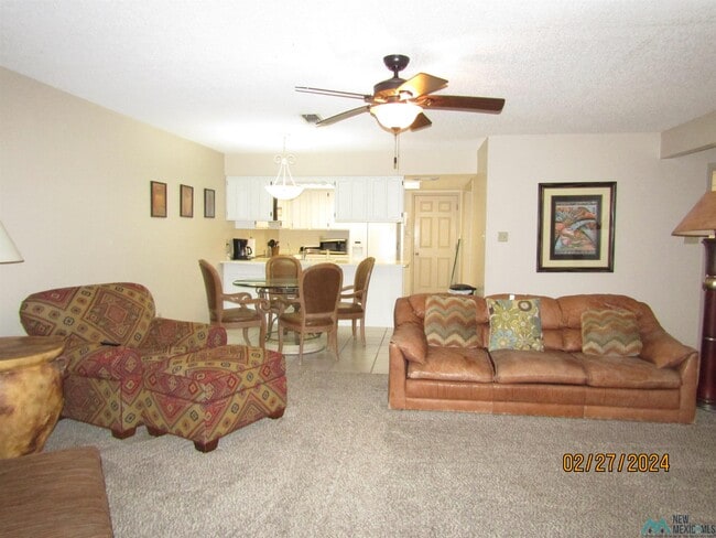 Building Photo - 1913 Villa Dr