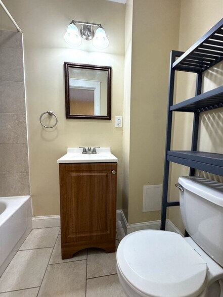 Building Photo - 24 Weld Hill St