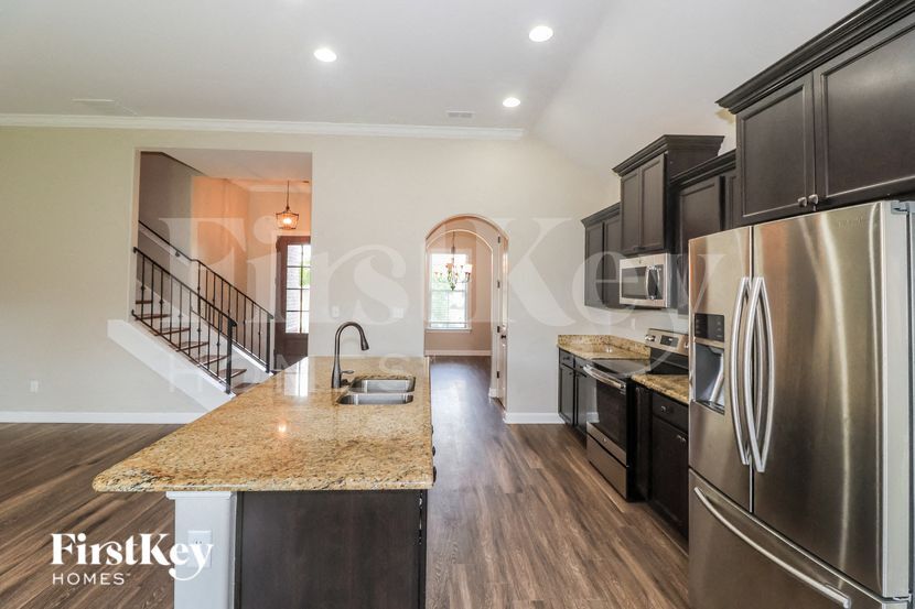 Building Photo - 2275 Wellspring Ln