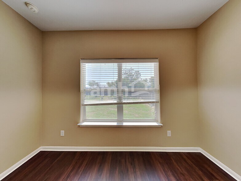 Building Photo - 2209 Kingfish Rd