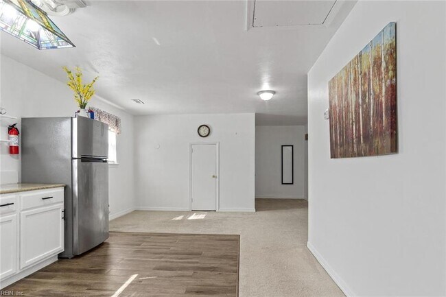 Building Photo - 108 Cooley Road #C C