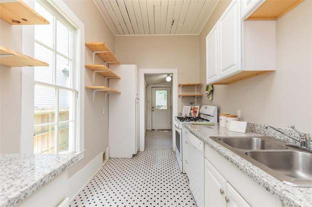 Building Photo - 2011 Decatur St