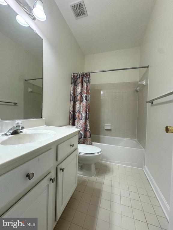 Building Photo - 42496 Coronado Terrace