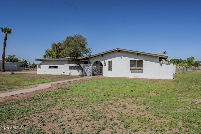 Building Photo - 834 N Constellation Way