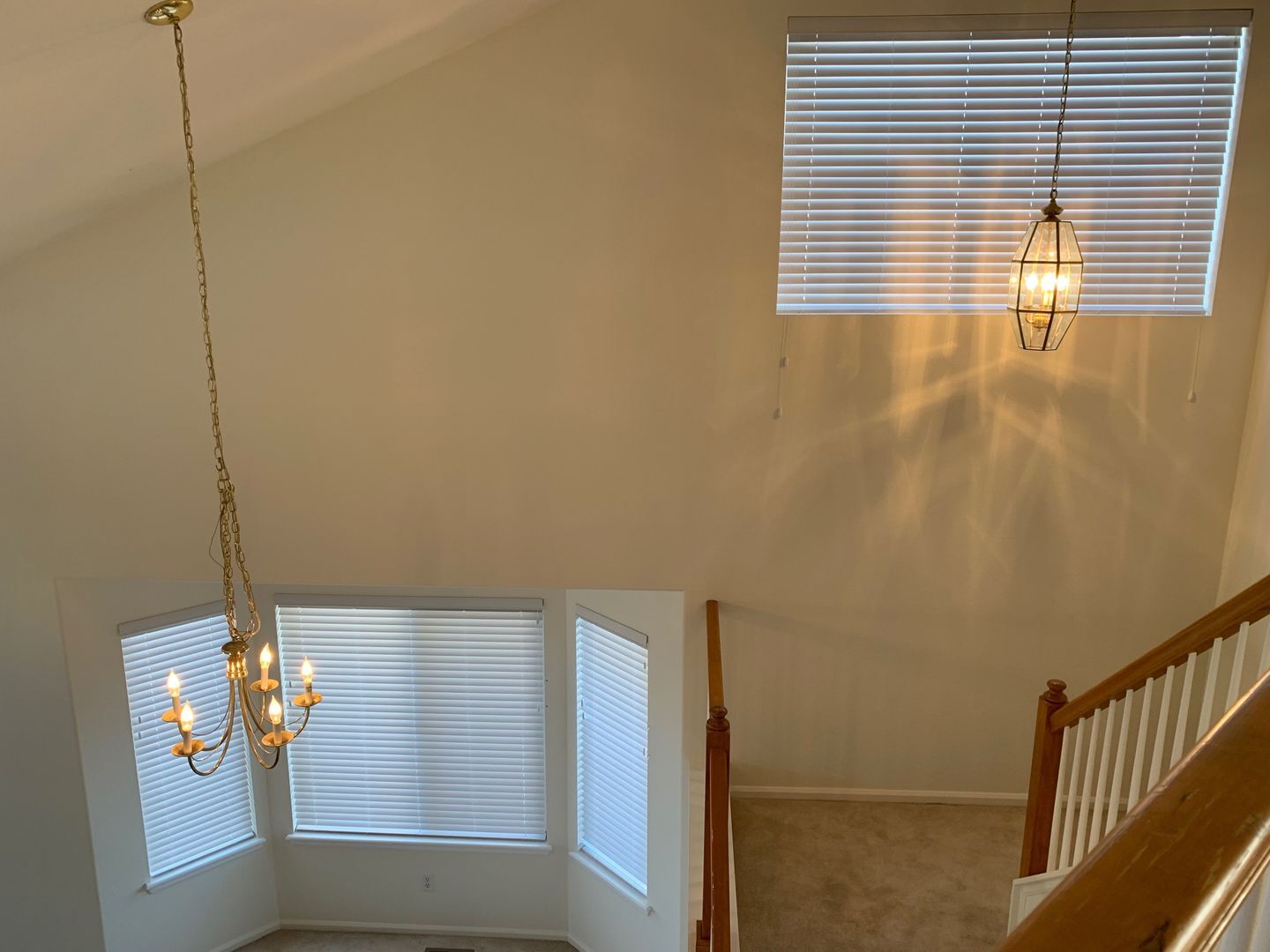 Building Photo - 1615 Red Mountain Dr