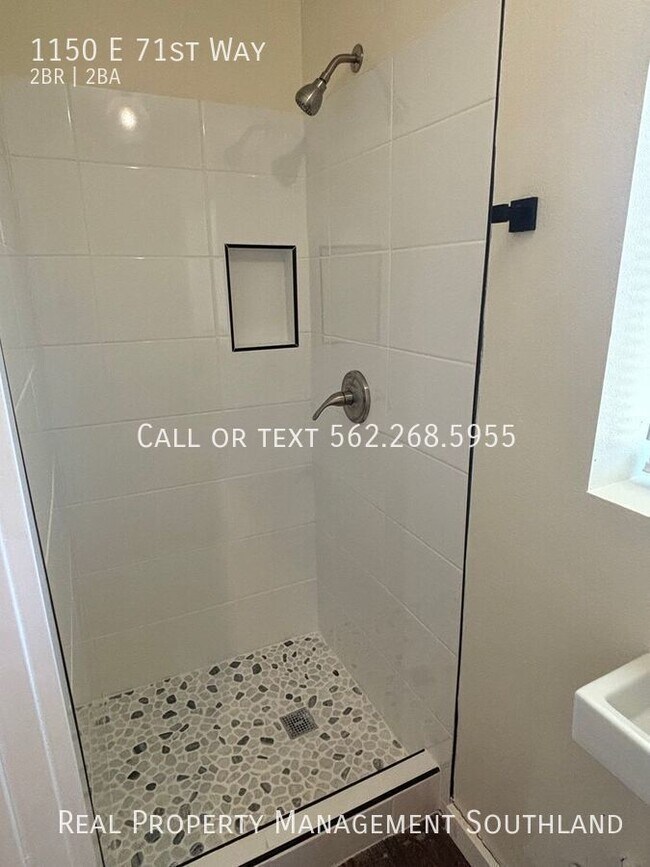 Building Photo - 2 Bedroom 2 Bath Home Available Now!