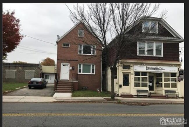 Primary Photo - 230 Washington Ave