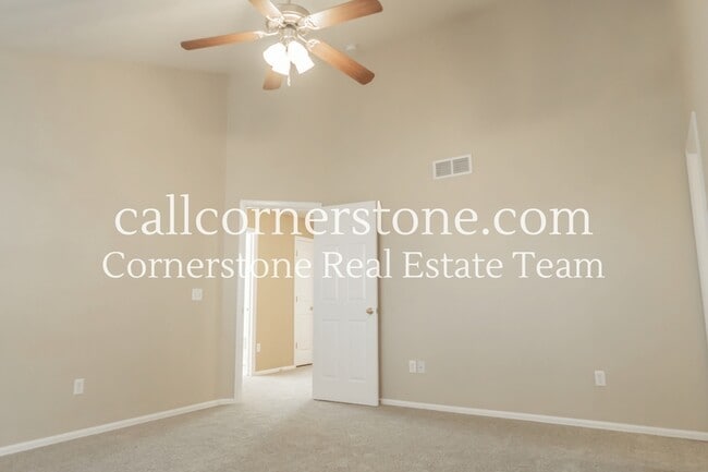 Building Photo - 7975 Superior Hill Pl