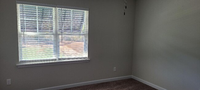 Building Photo - 33 Catalina Cir