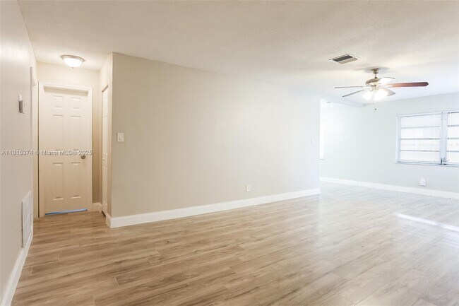 Building Photo - 2740 SW 7th St