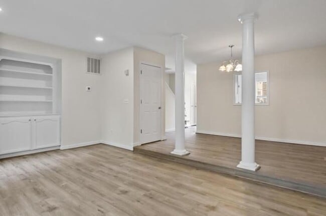 Building Photo - 109 Donelson Loop