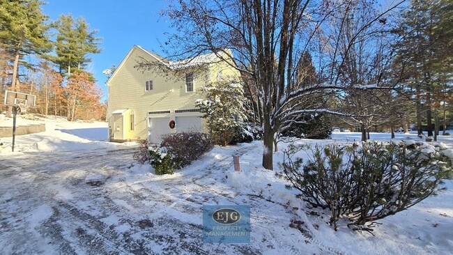 Building Photo - 126 Pinecrest Rd