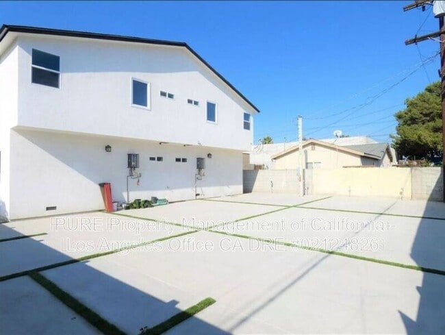 Building Photo - 6732 Irvine Ave