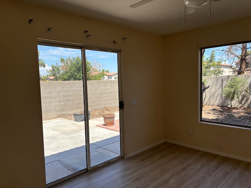 Building Photo - 5212 Del Rey Ave
