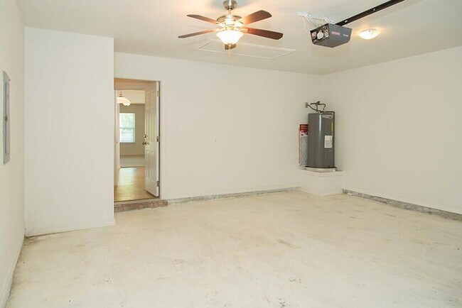 Building Photo - 9559 Parker Pl Dr