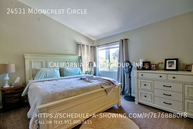 Building Photo - 24531 Mooncrest Cir