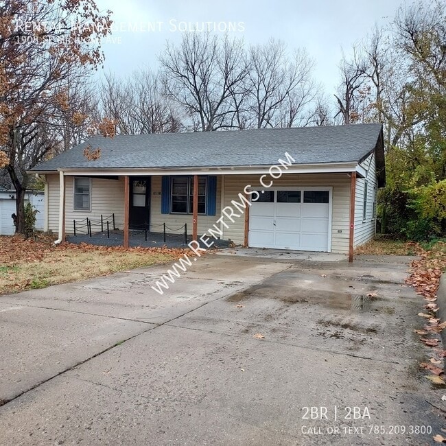 Building Photo - 1908 SE Michigan Ave