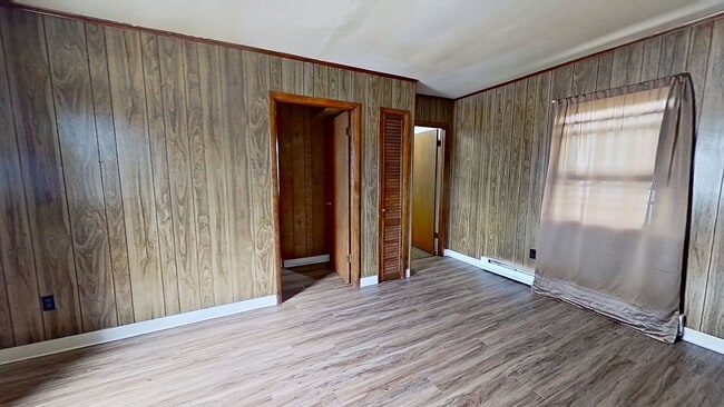 Building Photo - Cozy One Bedroom Apartment