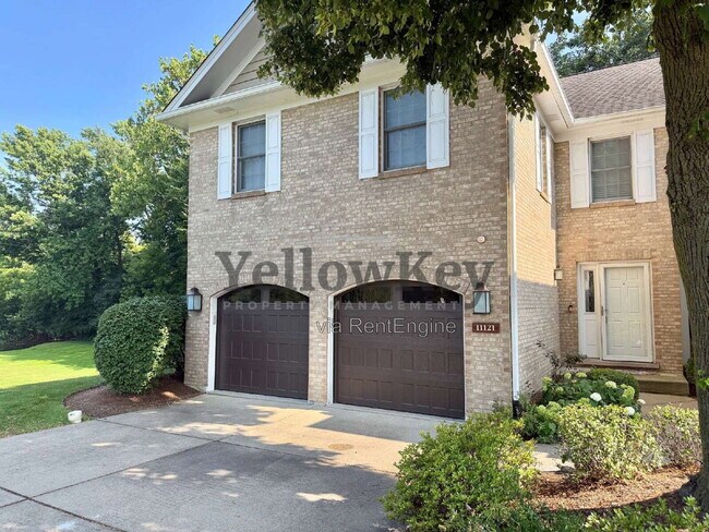 Building Photo - 11121 Indian Woods Dr