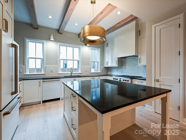 Building Photo - 4121 Selwyn Walk Ct