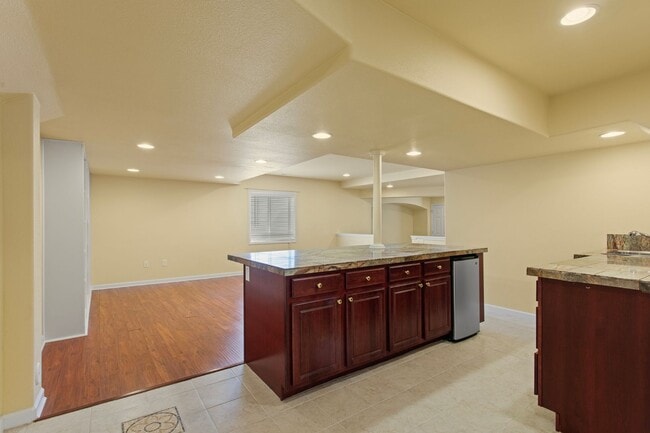 Building Photo - 625 S Snowmass Cir