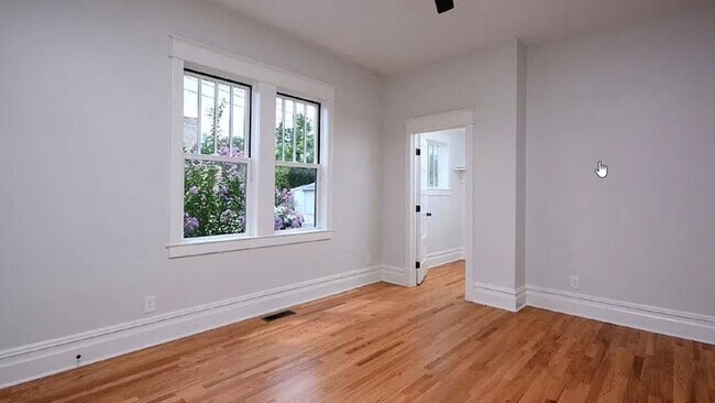 Building Photo - 1504 Fayetteville St